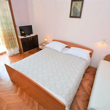 Lucija & Helga Apartment *